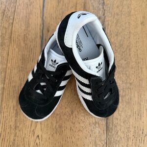 Adidas Gazelle Kids Black Suede Sneakers White Stripes Ortholite Size 8.5K